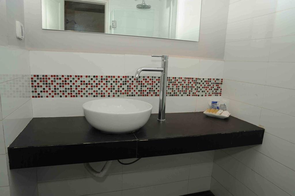 Park Hotel Нетания Номер фото